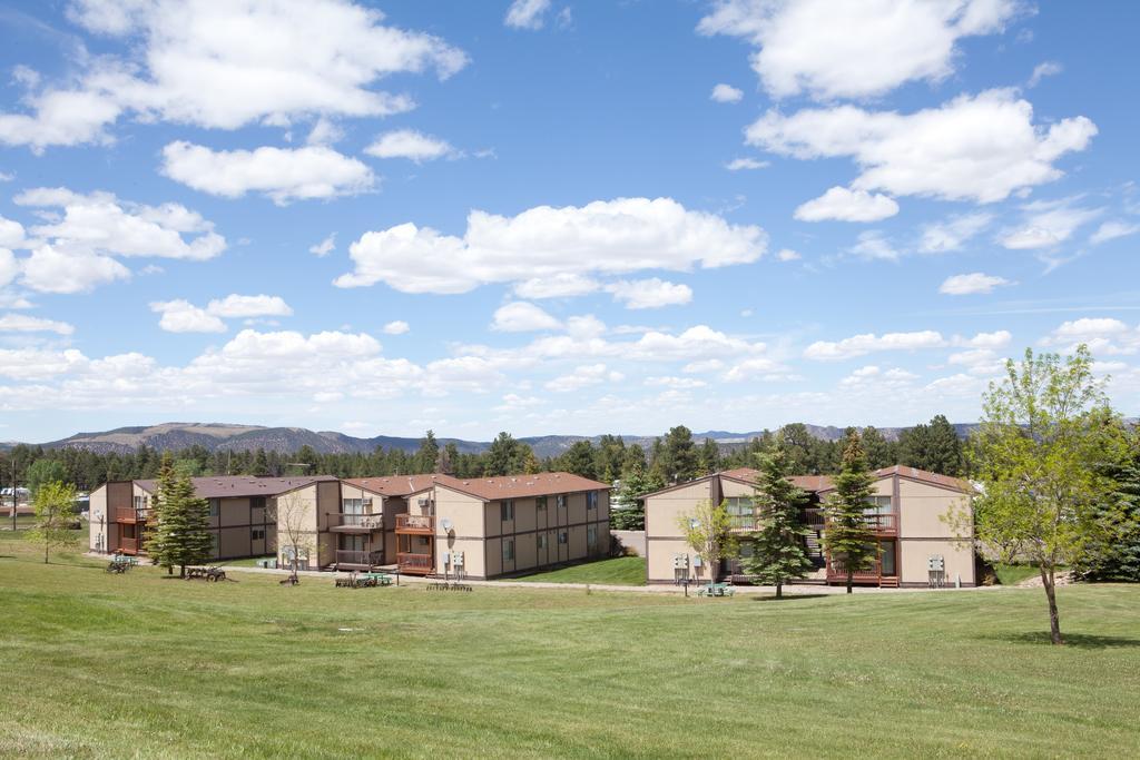 Flaming Gorge Resort Dutch John Room photo